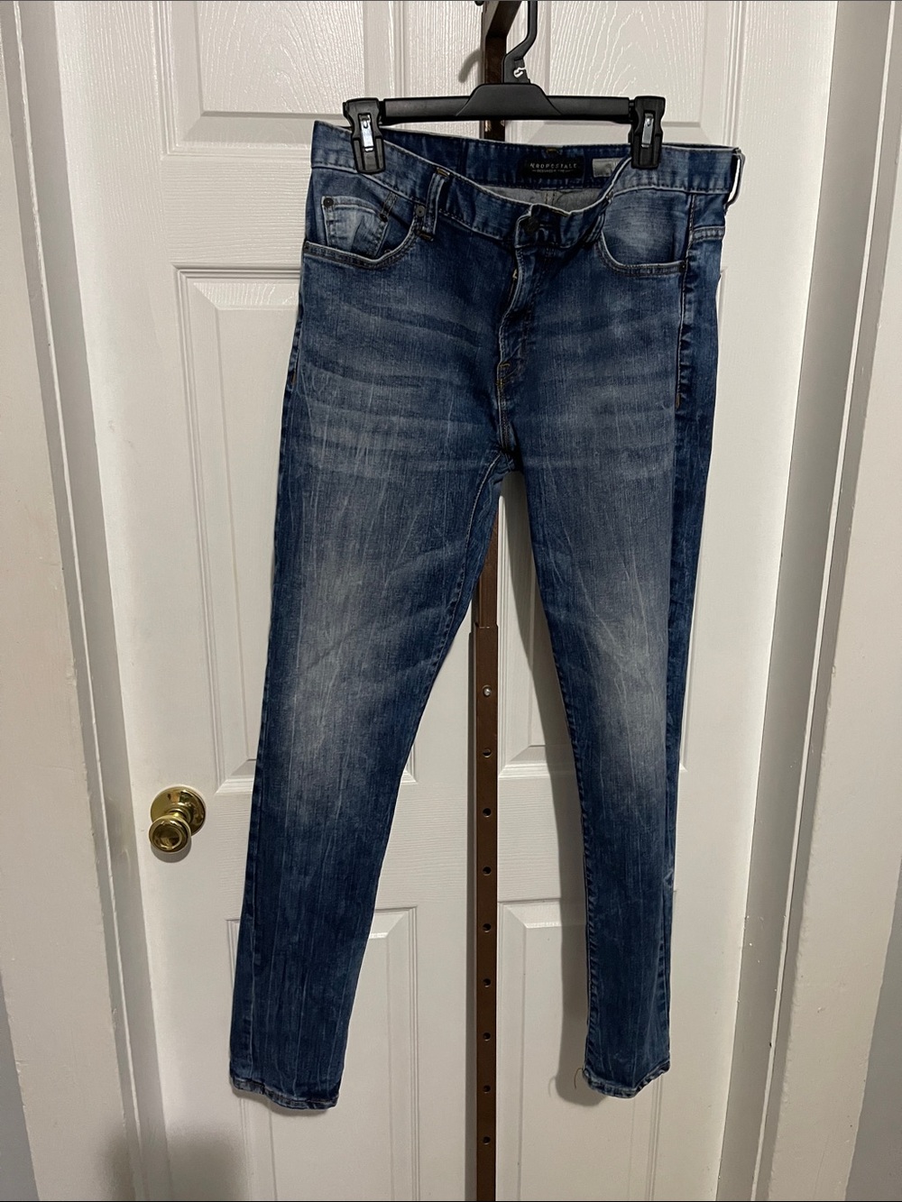 Aeropostale Men's Slim Jeans in Dark Blue Wash